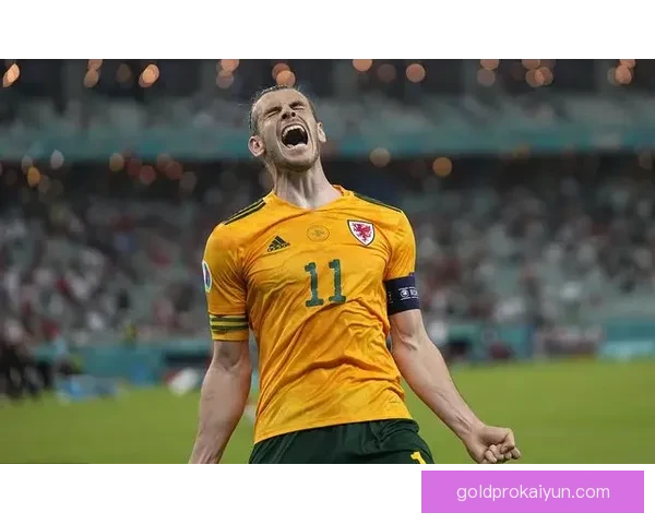 秘鲁队边路进攻表现稳健，战术执行清晰